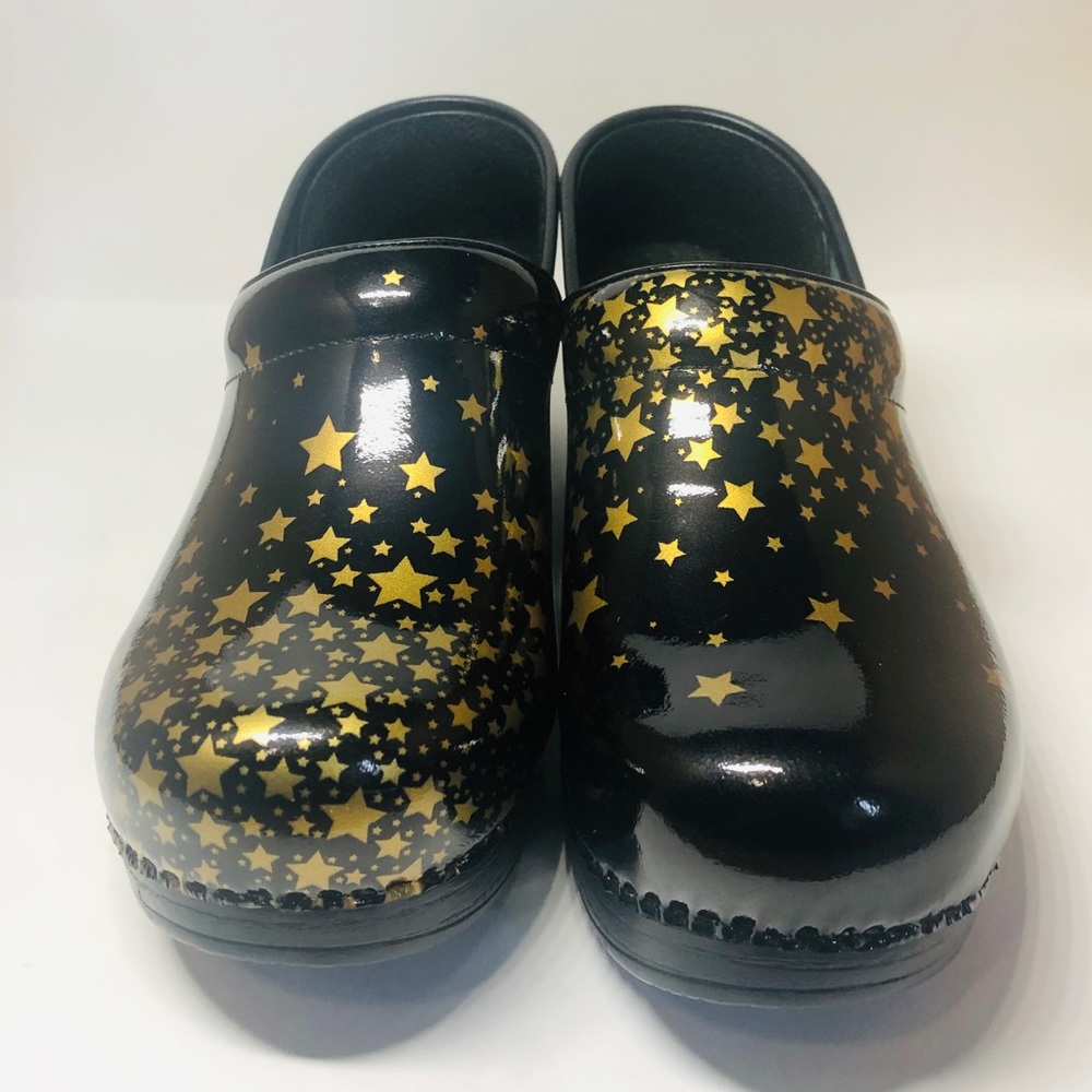 Black & Gold Falling Stars Twin Pro Clog